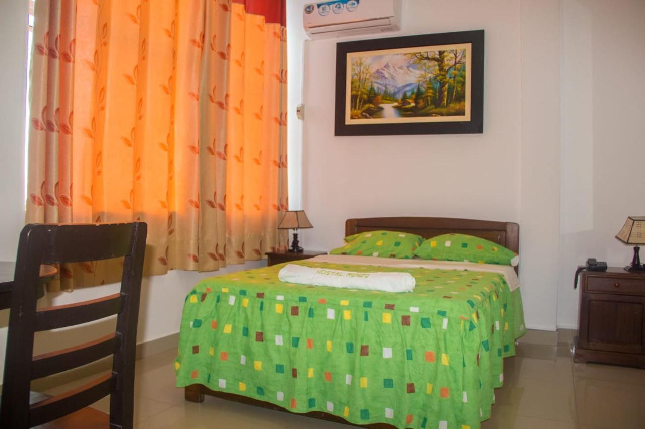 Hospedaje Renzo Tarapoto Exteriör bild