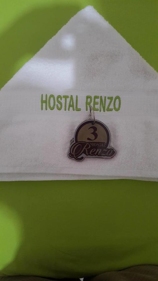 Hospedaje Renzo Tarapoto Exteriör bild